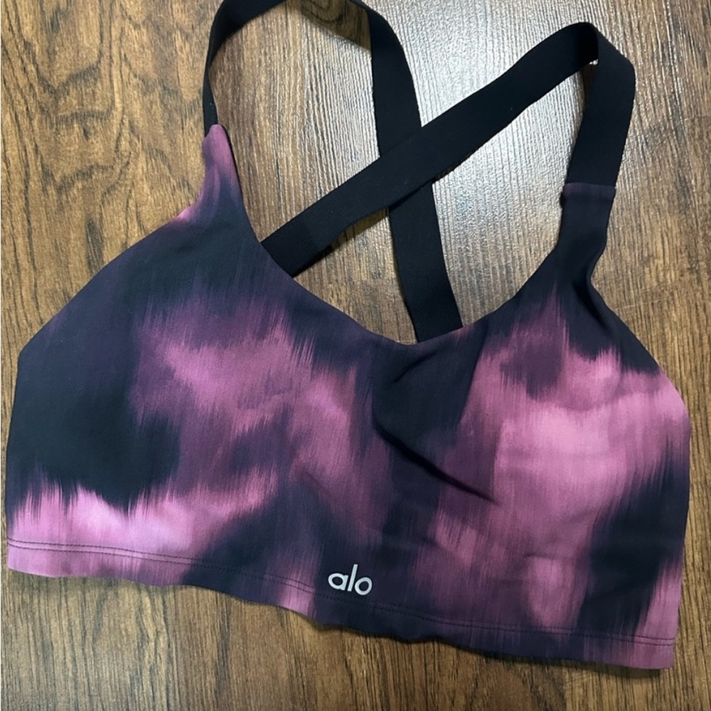 ALO Yoga Black and Pink Sports Bra